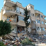 Zerstörung nach Erdbeben in Hatay / Türkei