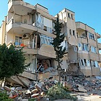 Zerstörung nach Erdbeben in Hatay / Türkei