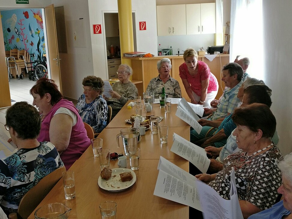Lustige Gesangsrunde