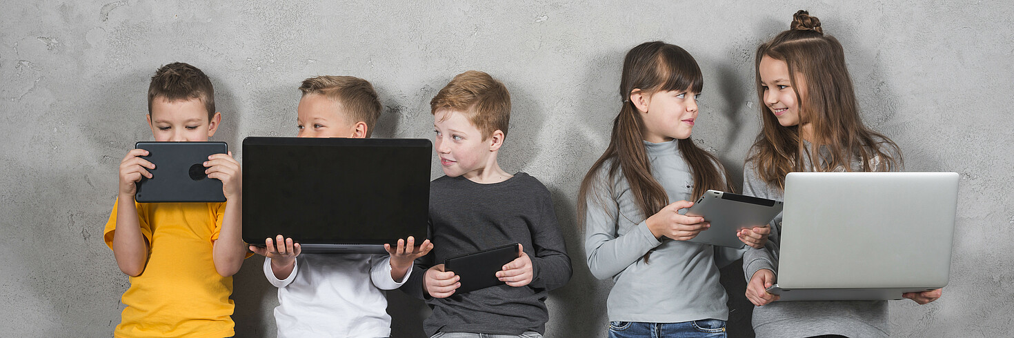 Bildschirmzeit bei Kindern und Jugendlichen