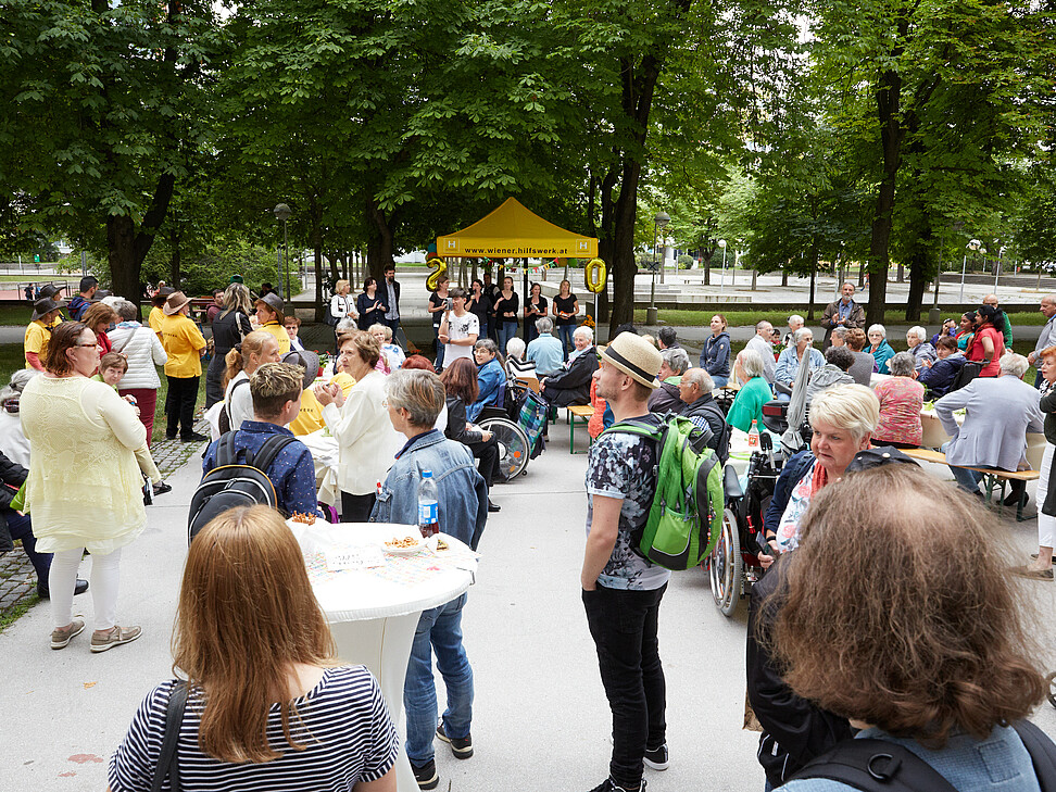 Bunt gemischtes Publikum
